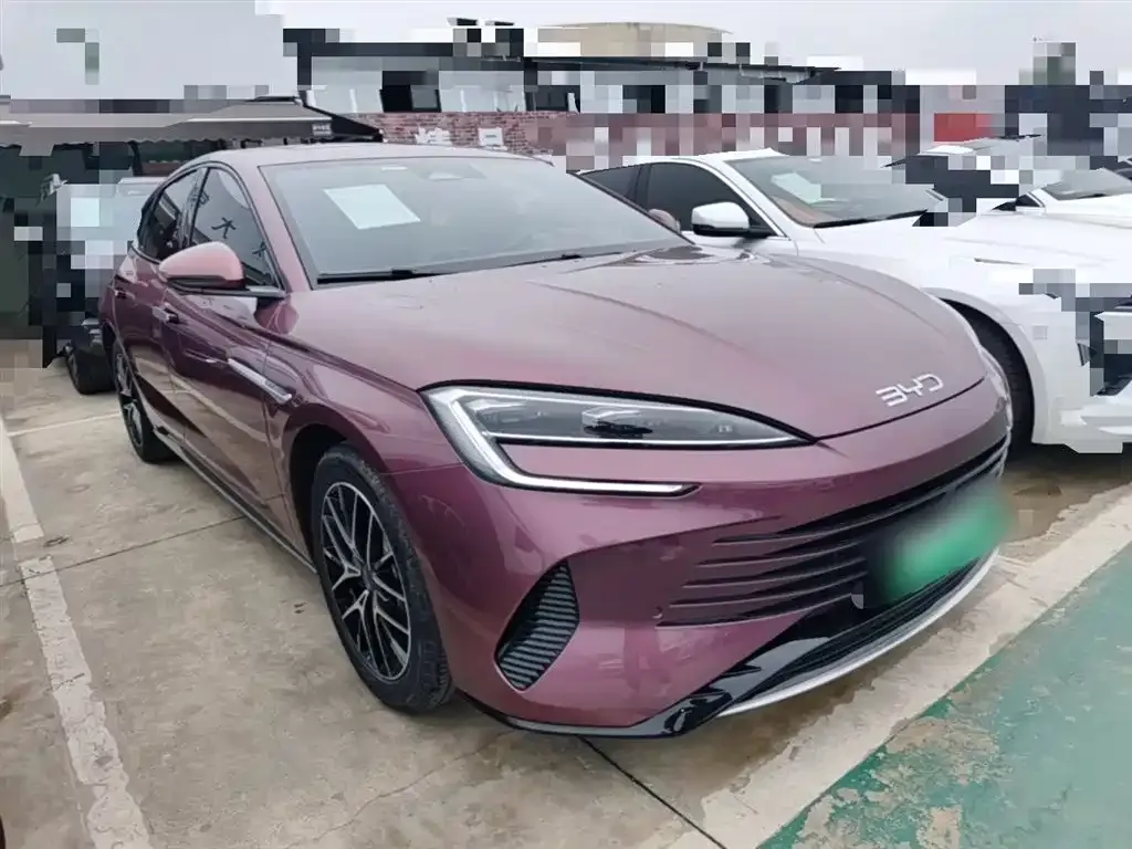 BYD Seal — фото 9