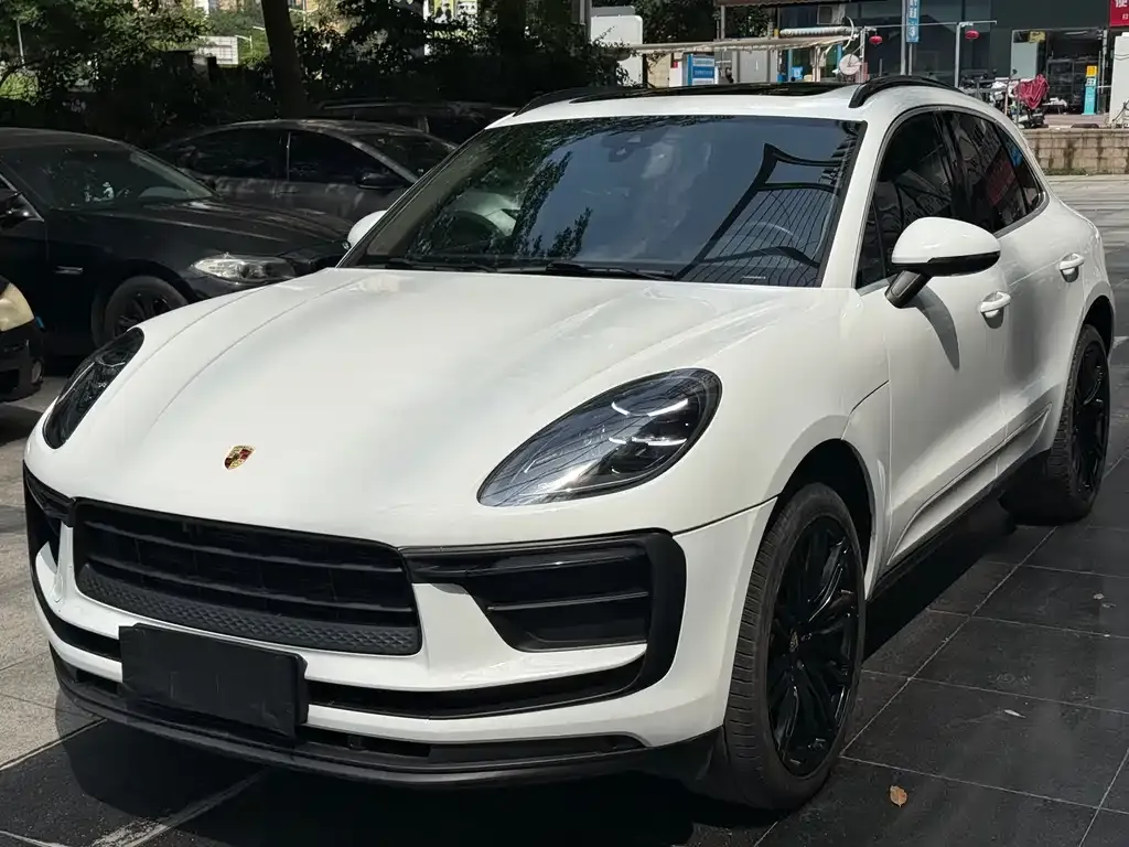 Porsche Macan — фото 1