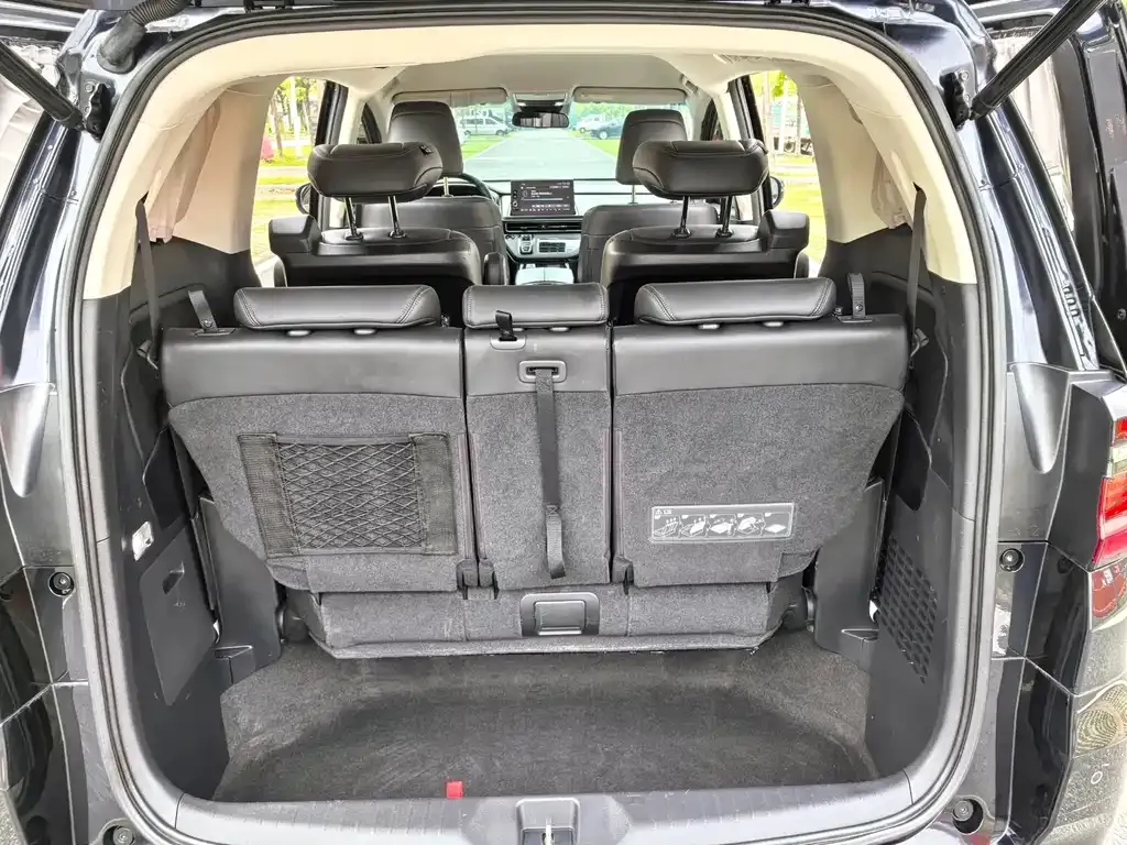 Honda Odyssey 2023 из CN, фото 3