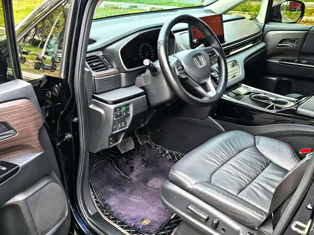 Honda Odyssey 2023 из CN, фото 6