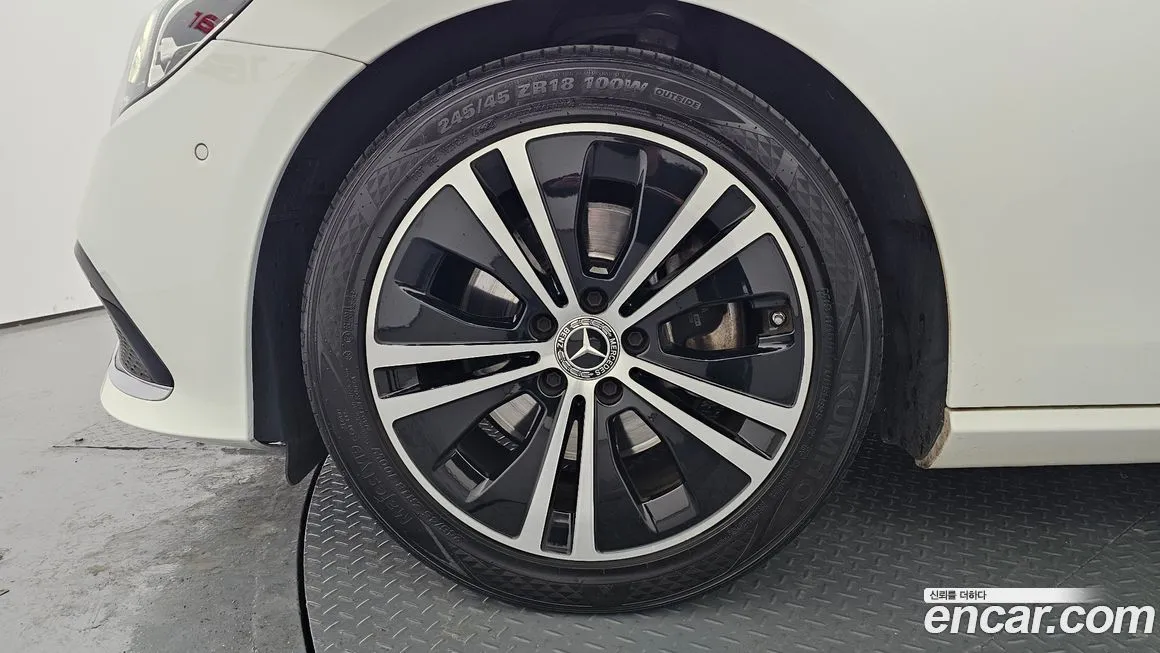 Mercedes-Benz E-Class 2021 из KR, фото 5