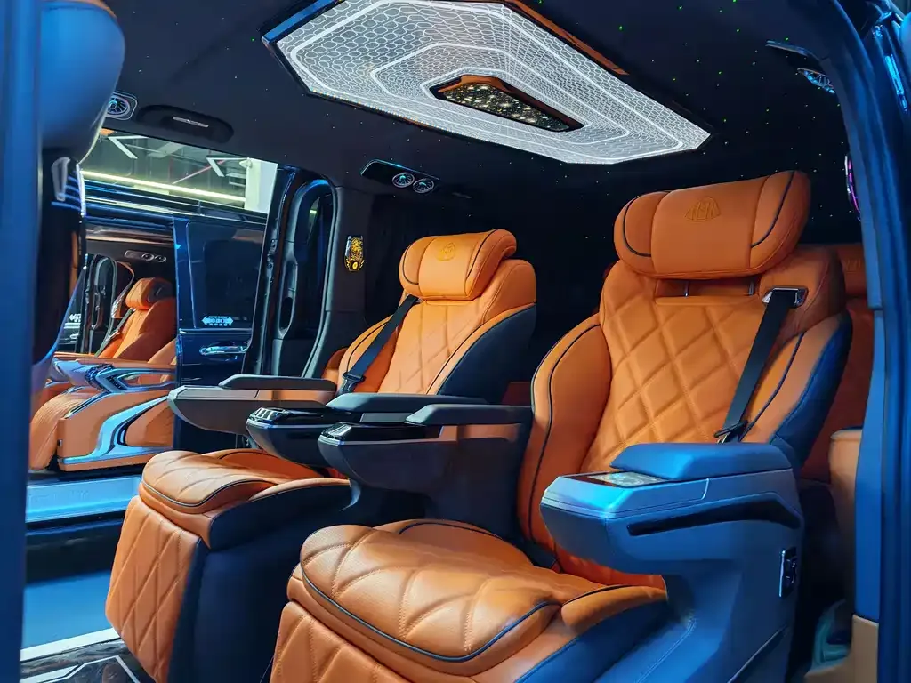 Mercedes-Benz Vito 2021 из CN, фото 2