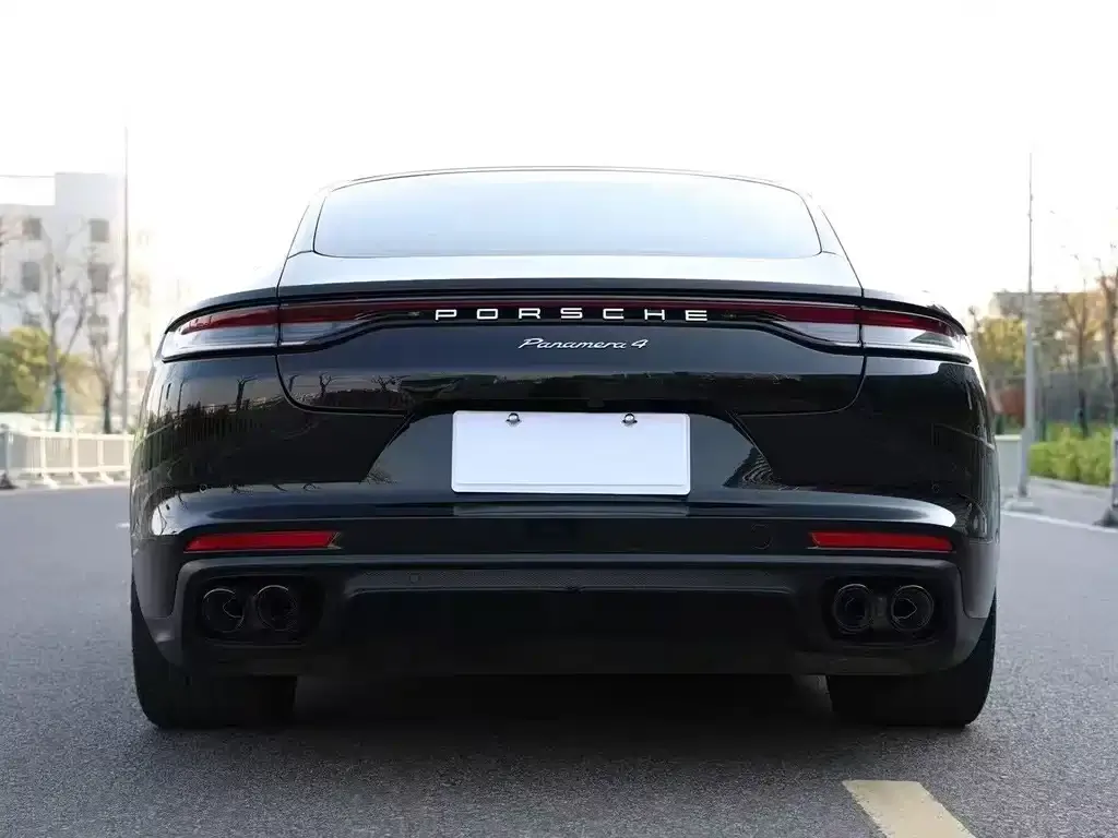 Porsche Panamera — фото 10