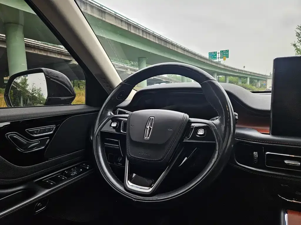 Lincoln Aviator 2021 из CN, фото 5