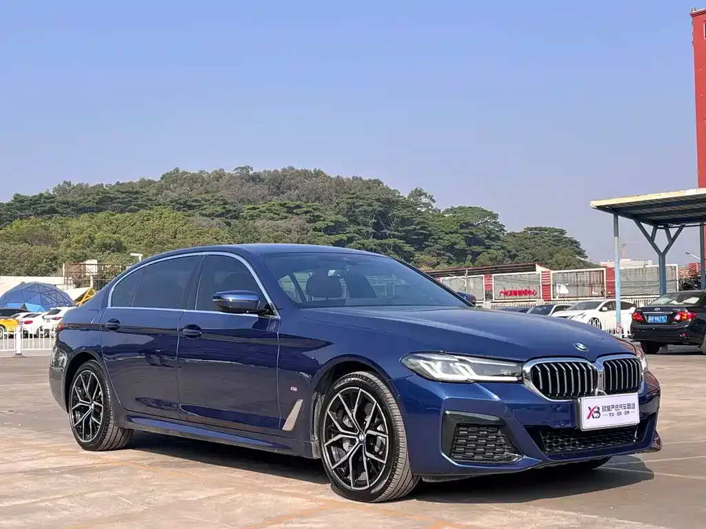 BMW 5 Series — фото 4