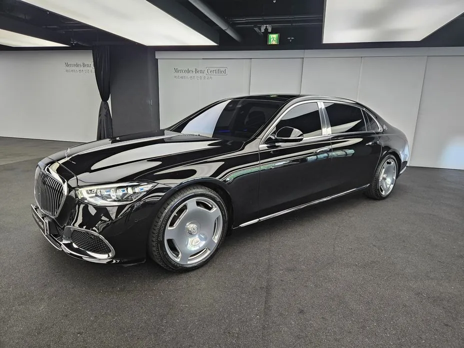 Mercedes-Benz S-Class — фото 1
