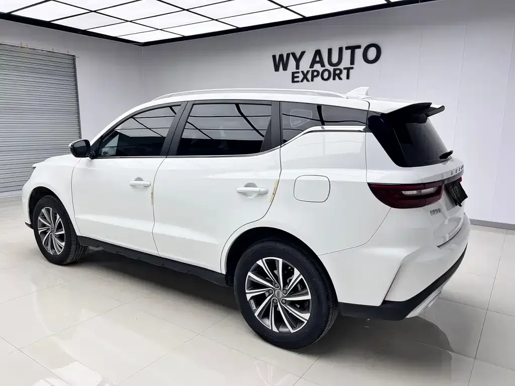 Geely Vision X6 — фото 9