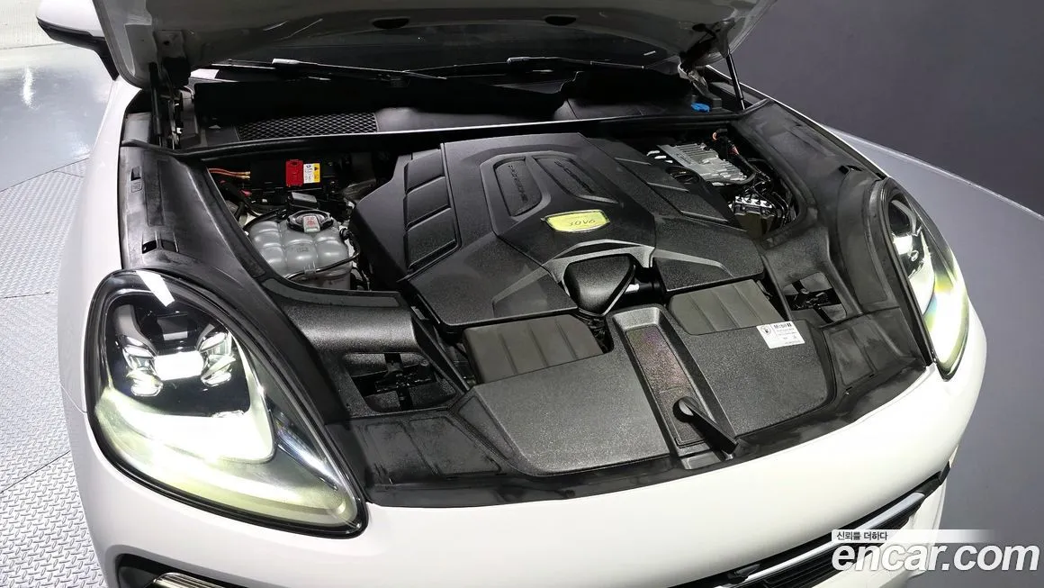 Porsche Cayenne 2022 из KR, фото 8