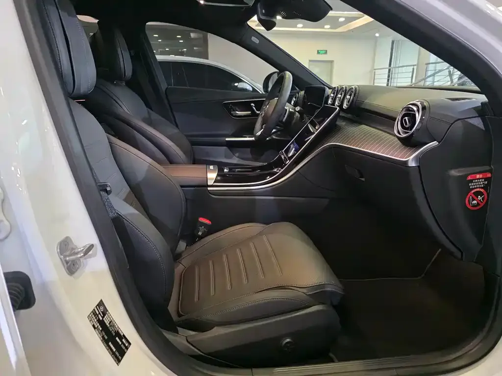 Mercedes-Benz C-Class 2024 из CN, фото 8