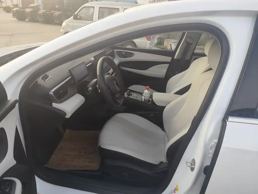 BYD Seal 05 DM-i 2025 из CN, фото 9