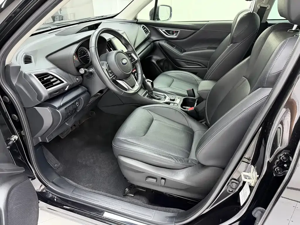 Subaru Forester 2021 из CN, фото 8