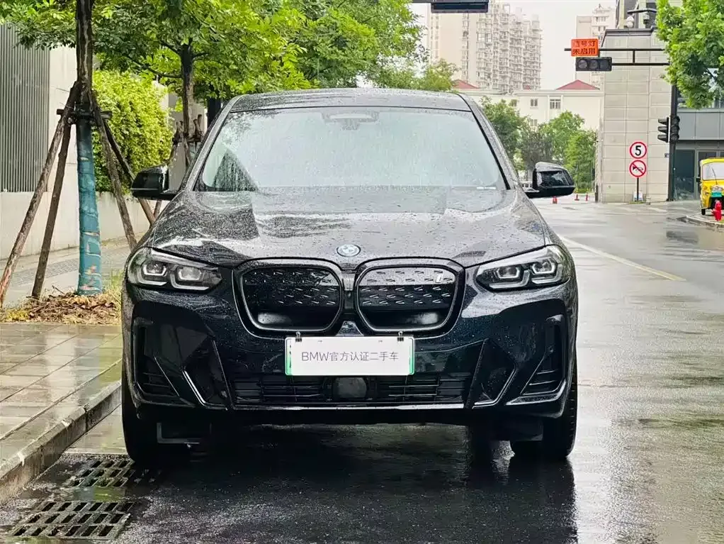 BMW iX3 2024 из CN, фото 9