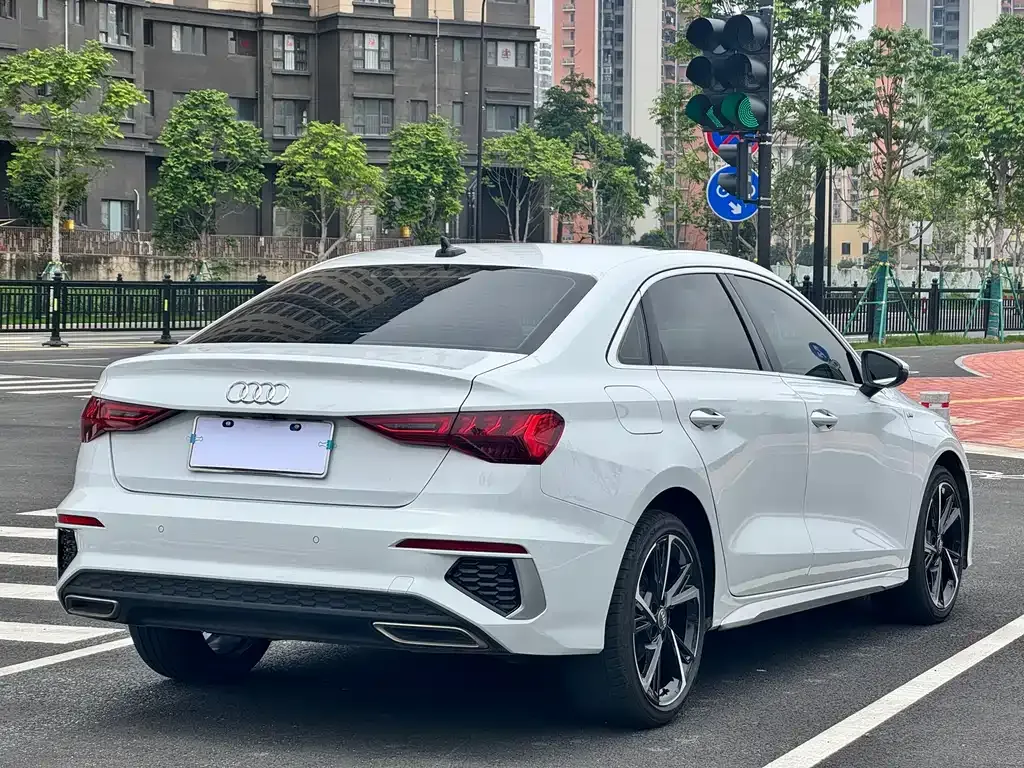 Audi A3 — фото 7