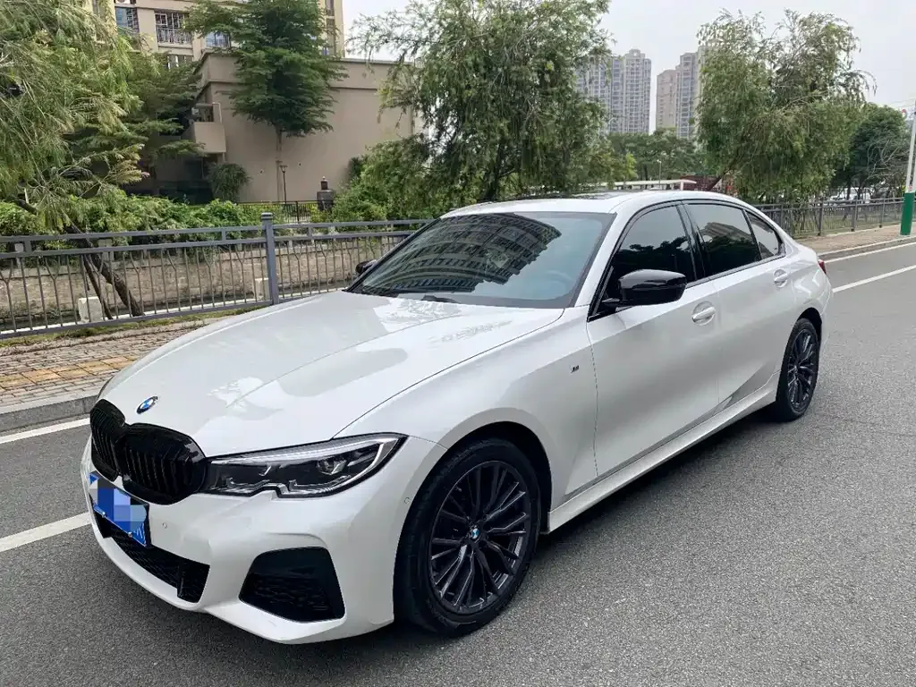 BMW 3 Series — фото 1