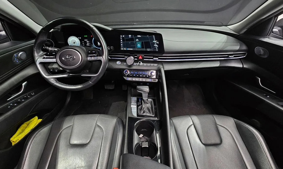Hyundai AVANTE — фото 6
