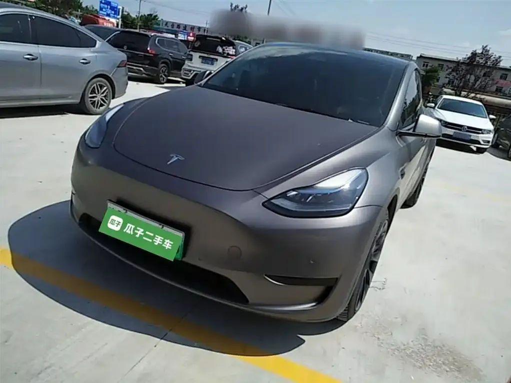 Tesla Model Y — фото 8
