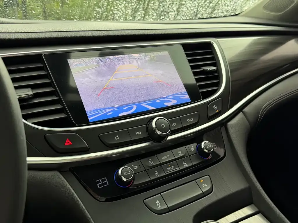 Buick LaCrosse 2022 из CN, фото 2
