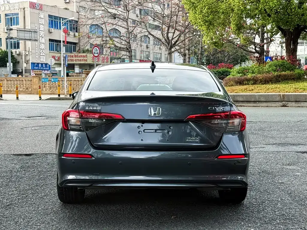 Honda Civic — фото 3