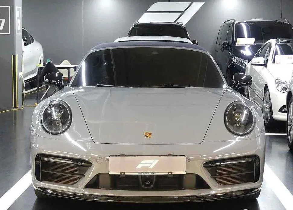 Porsche 911 2024 из KR, фото 3