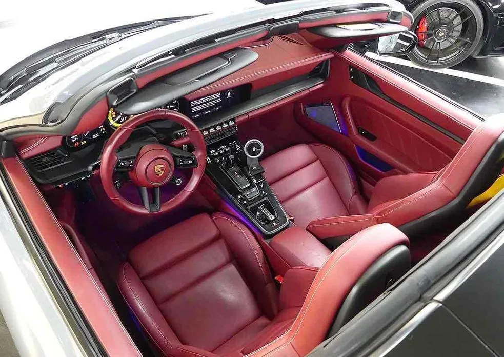 Porsche 911 2024 из KR, фото 10