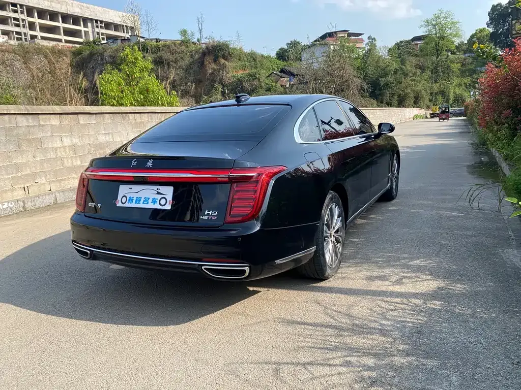 Hongqi H9 — фото 10
