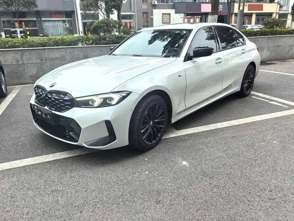 BMW 3 Series — фото 1