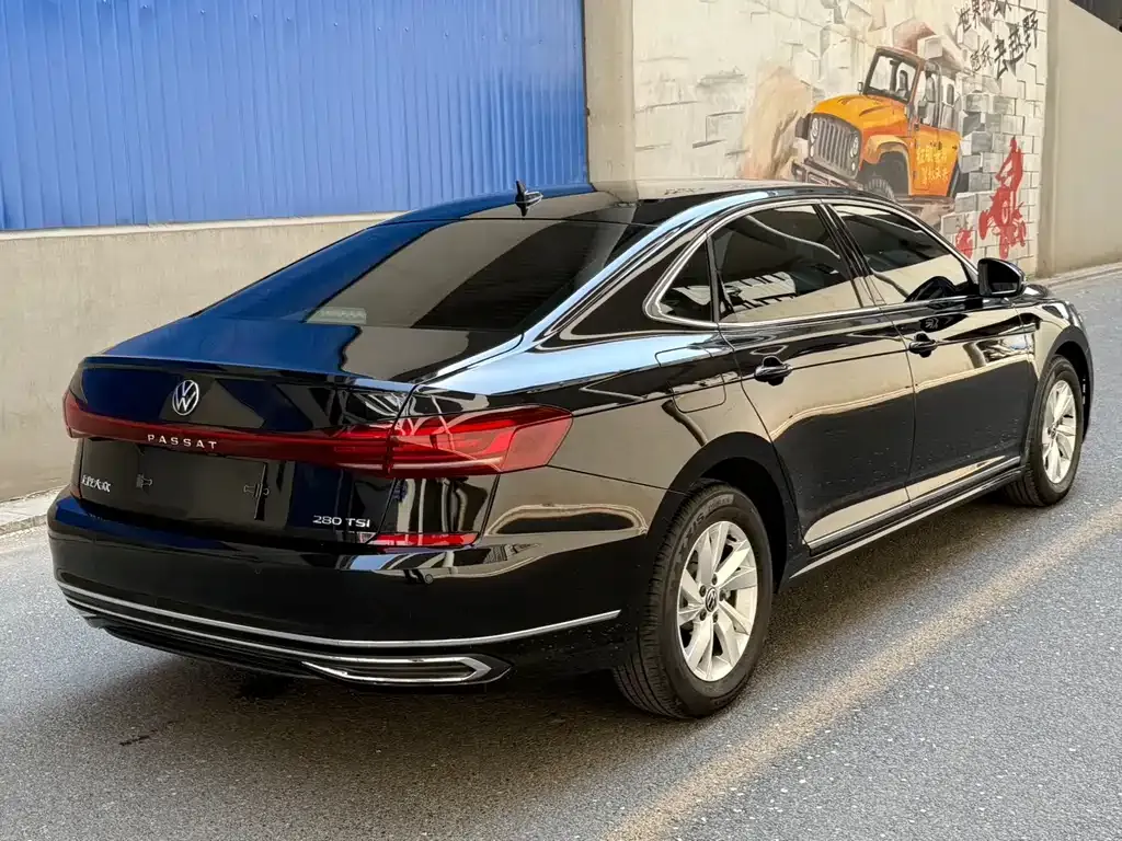 Volkswagen Passat — фото 9
