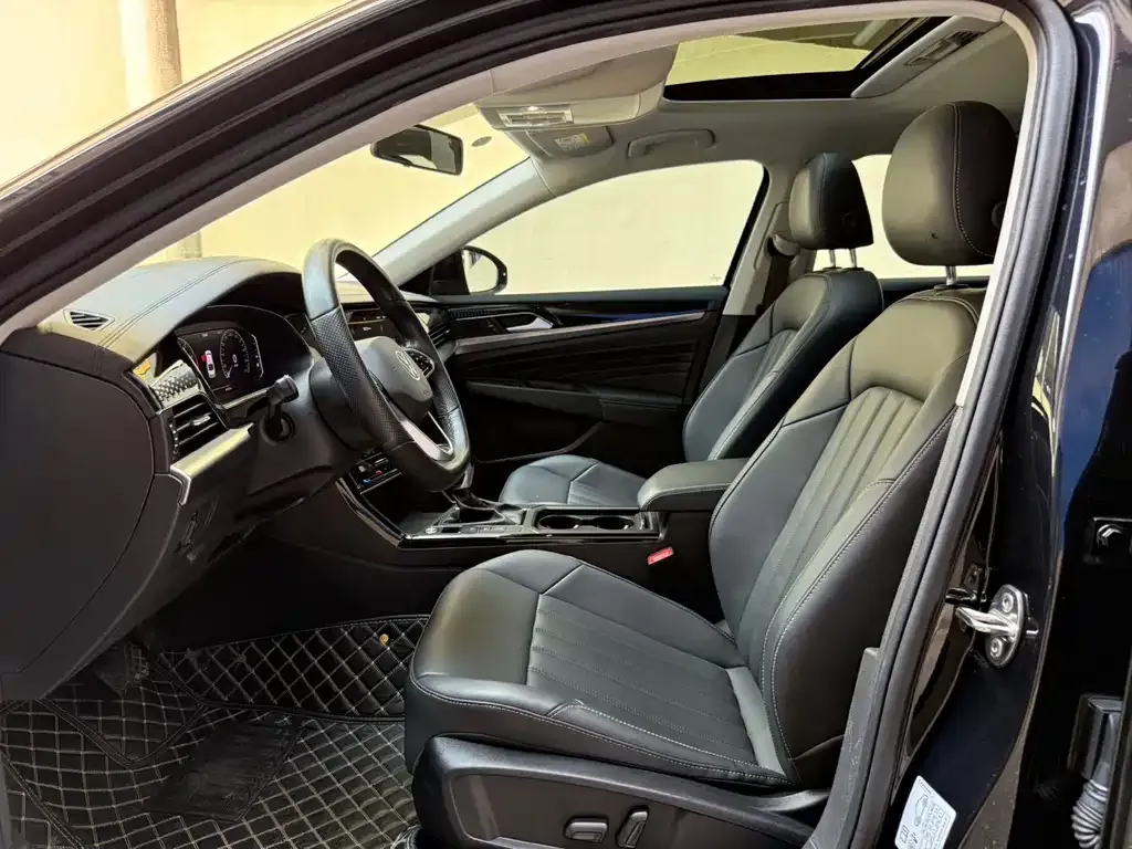 Volkswagen Passat — фото 2