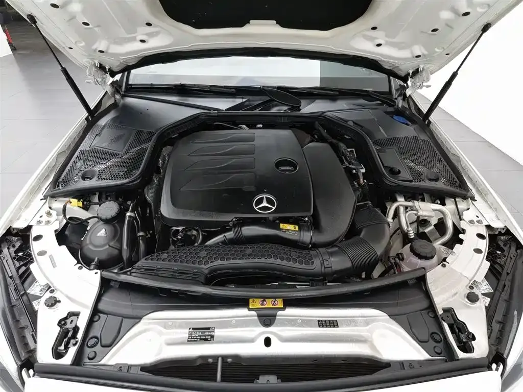 Mercedes-Benz C-Class — фото 10