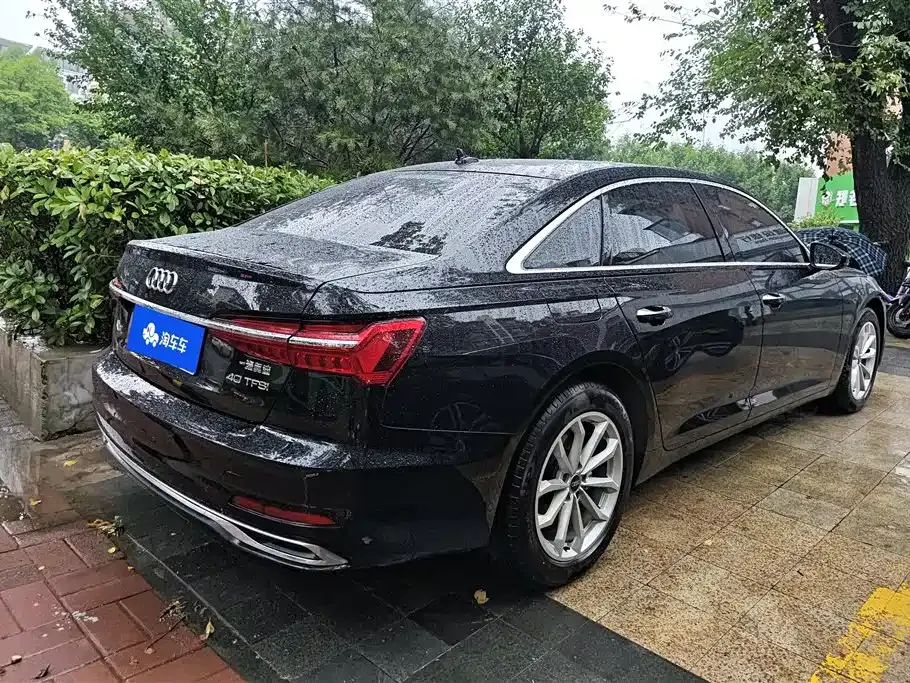 Audi A6L — фото 5