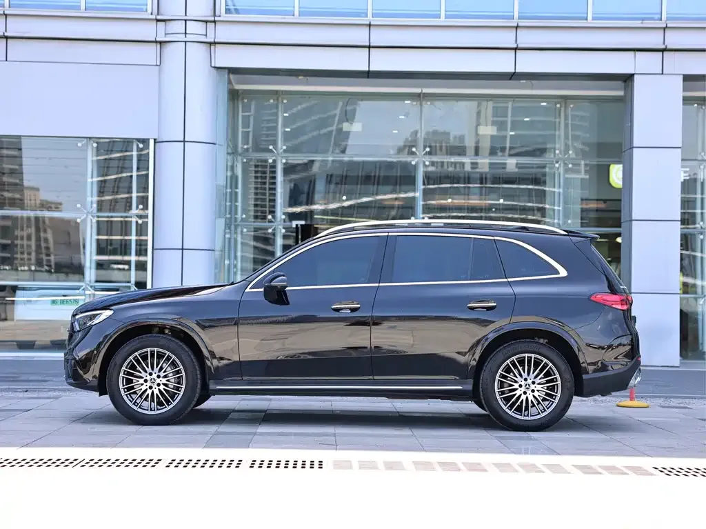Mercedes-Benz GLC — фото 10