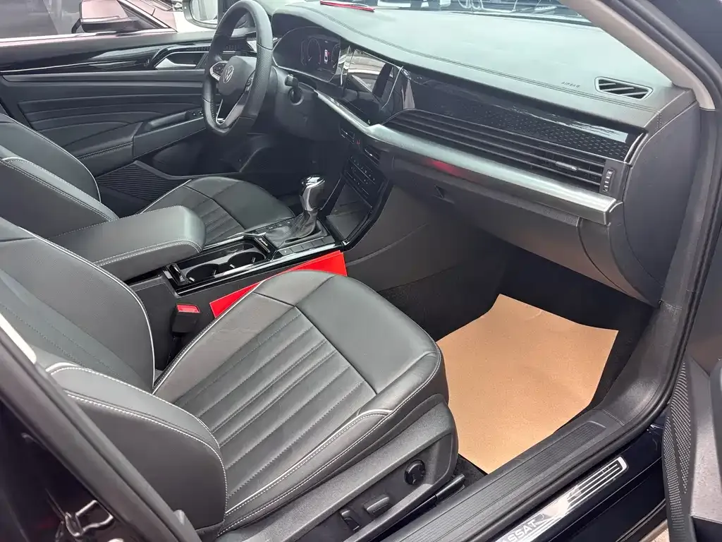 Volkswagen Passat — фото 8