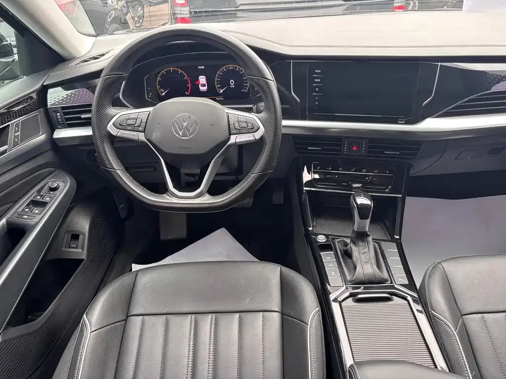 Volkswagen Passat — фото 9
