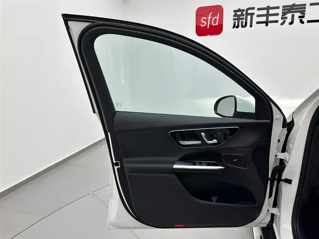 Mercedes-Benz GLC 2023 из CN, фото 10