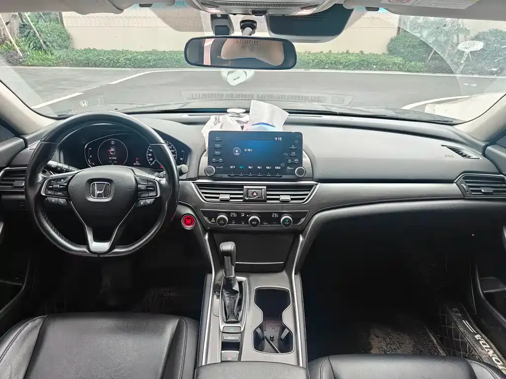 Honda Accord — фото 4