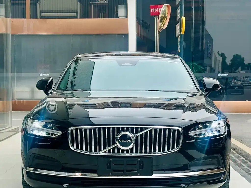 Volvo S90 — фото 4
