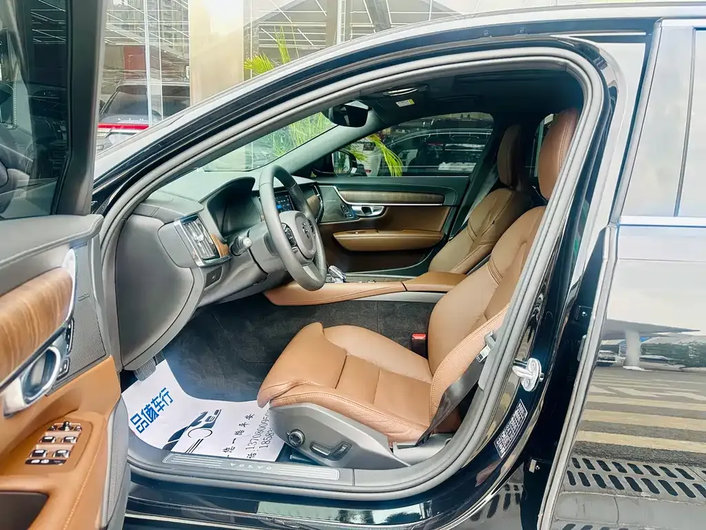 Volvo S90 — фото 8