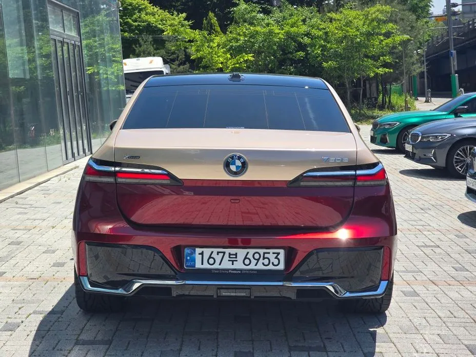 BMW 7-Series 2024 из KR, фото 8