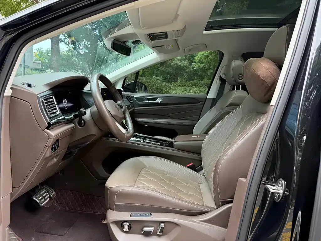 Volkswagen Viloran 2023 из CN, фото 6