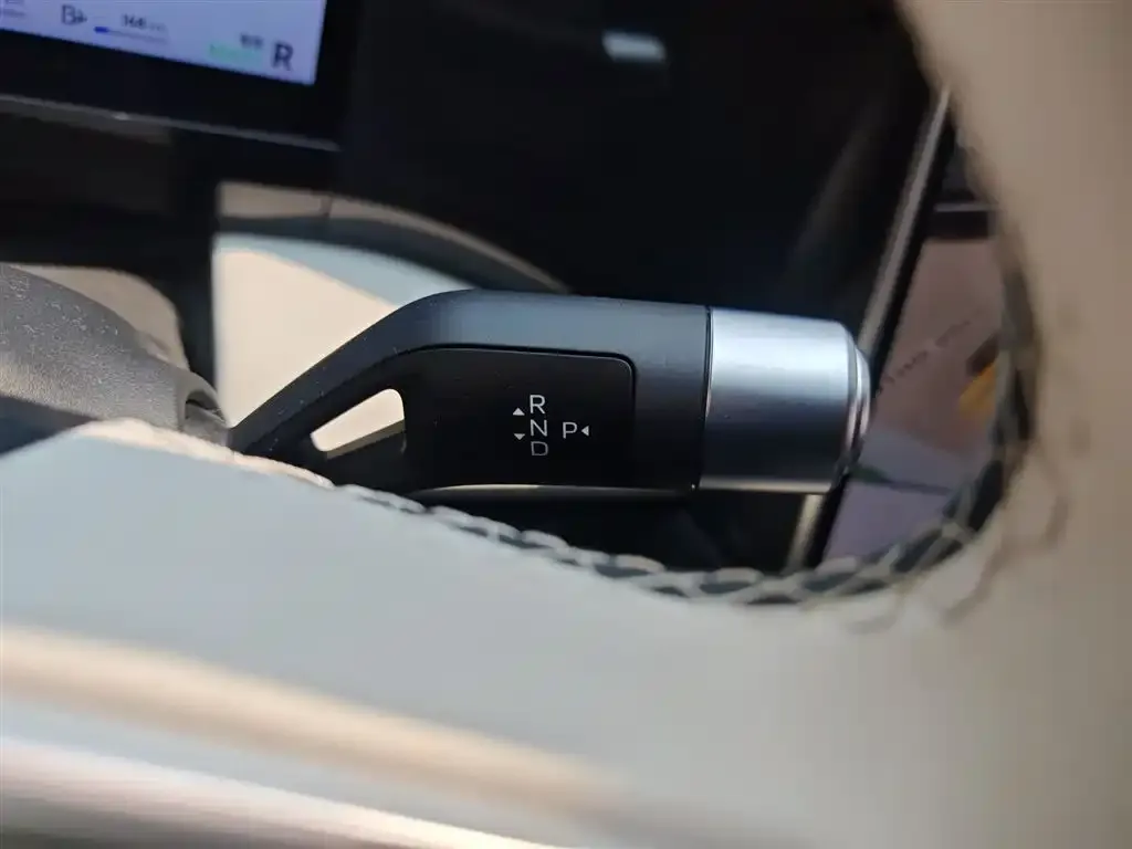 Geely Galaxy L7 2024 из CN, фото 2