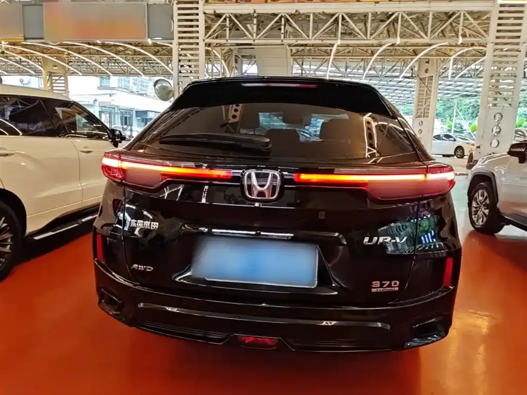 Honda UR-V — фото 3
