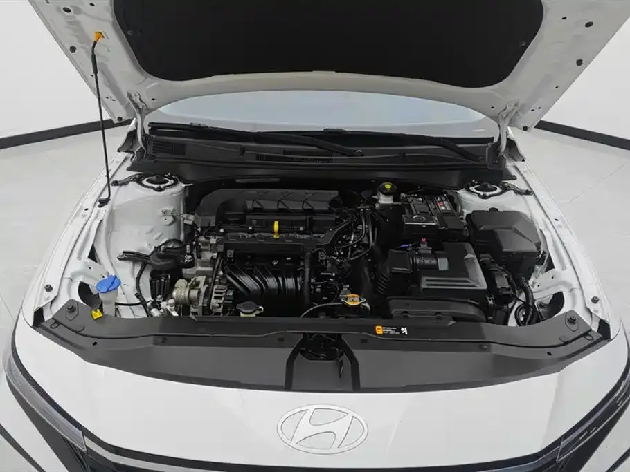 Hyundai Elantra 2024 из CN, фото 8