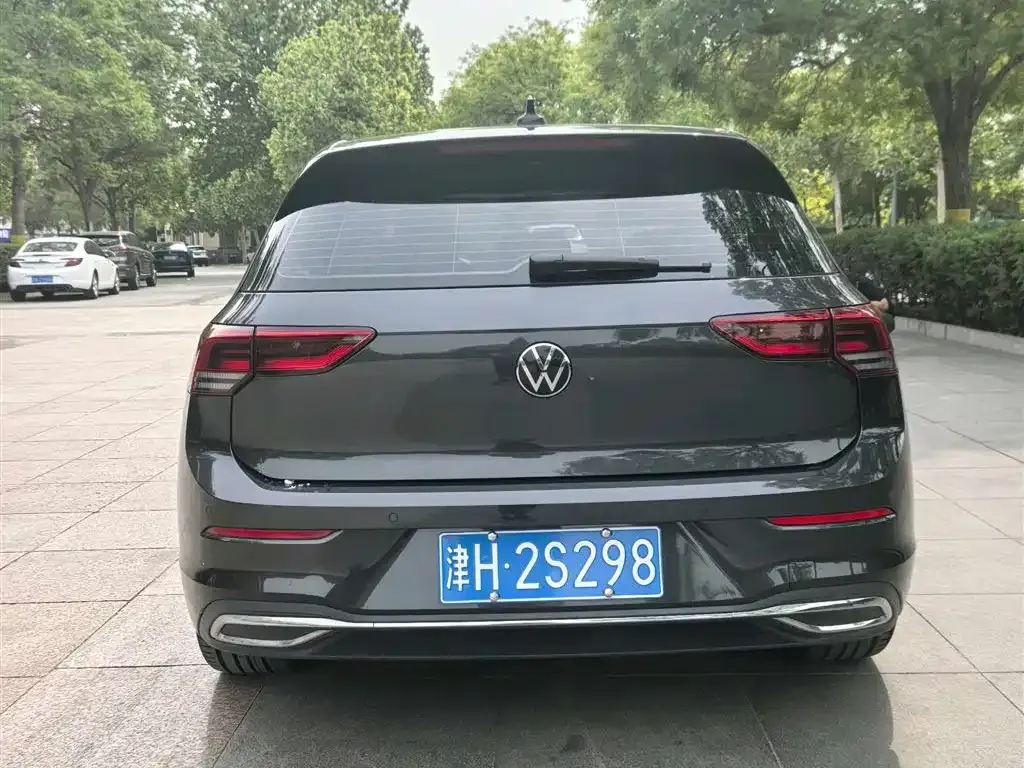 Volkswagen Golf 2023 из CN, фото 6
