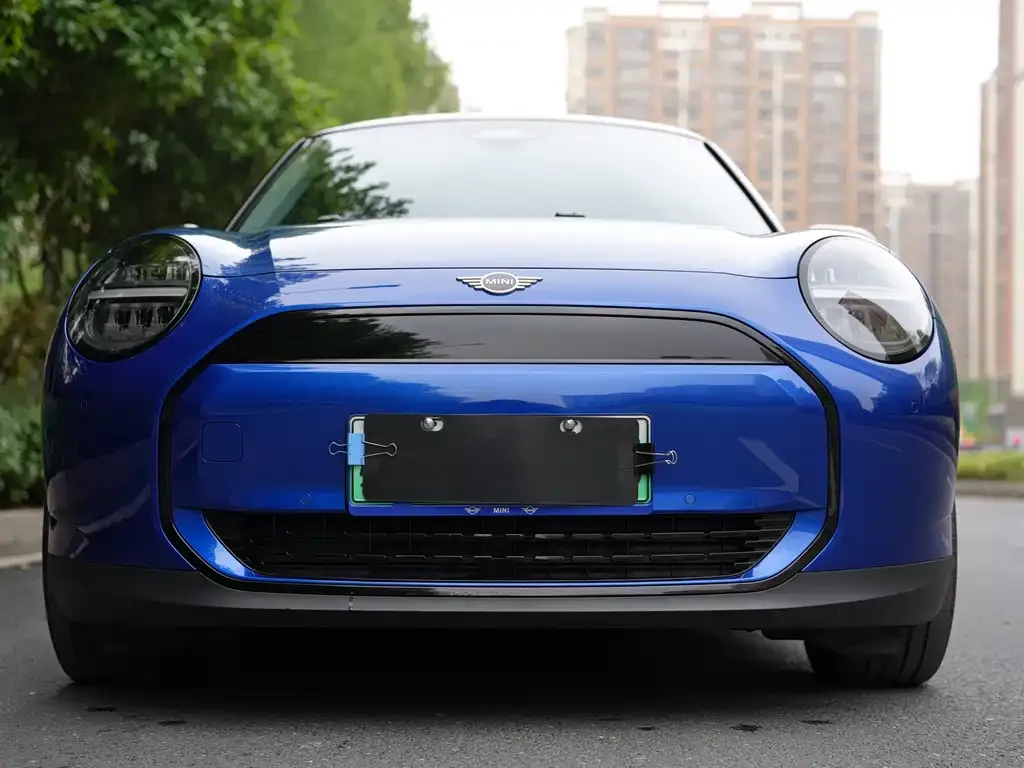 MINI Cooper EV 2024 из CN, фото 3