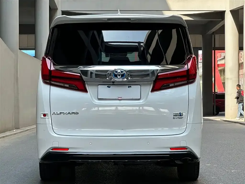 Toyota Alphard 2021 из CN, фото 2