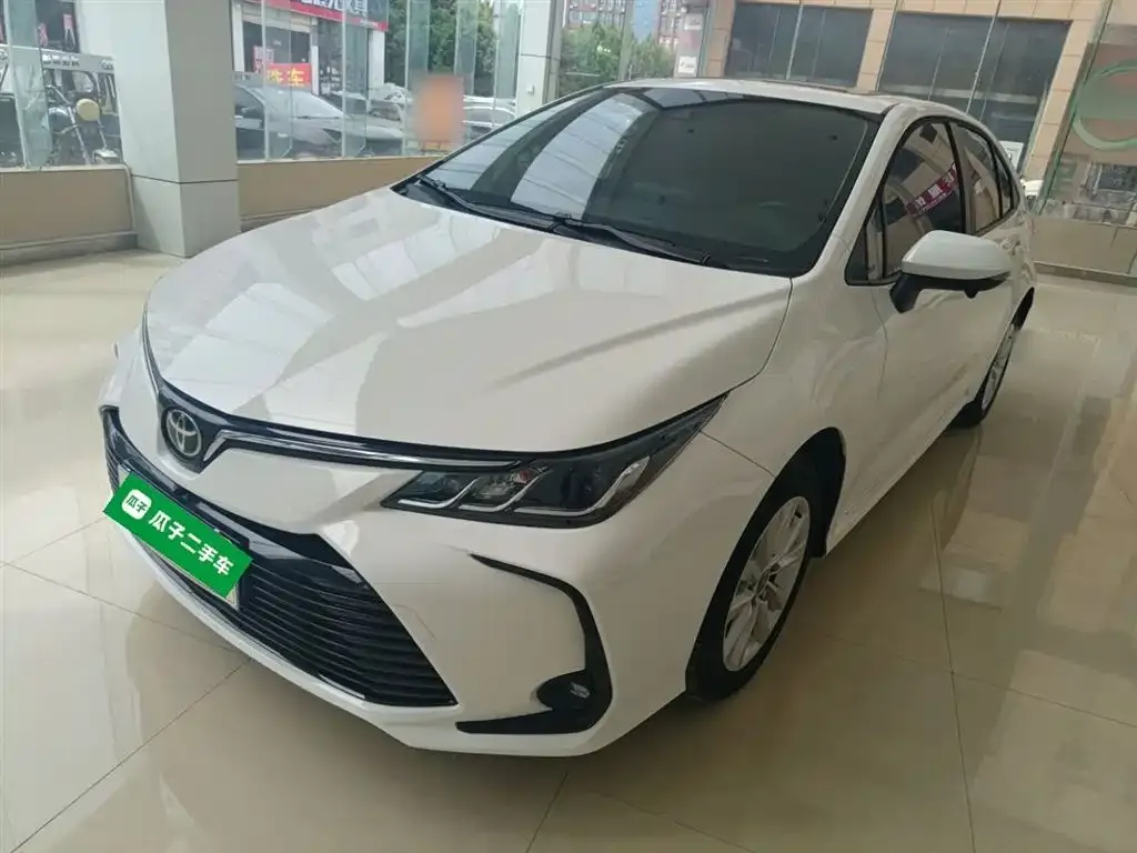 Toyota Corolla 2025 из CN, фото 1