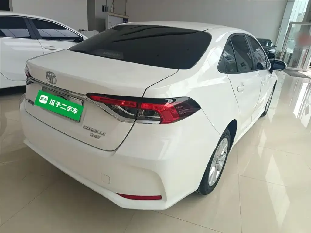 Toyota Corolla 2025 из CN, фото 8