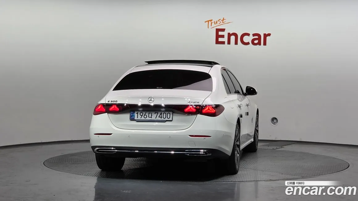 Mercedes-Benz E-Class 2024 из KR, фото 2
