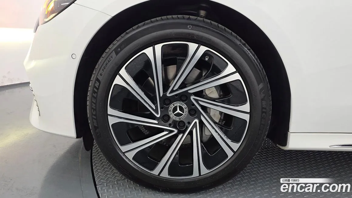 Mercedes-Benz E-Class 2024 из KR, фото 7