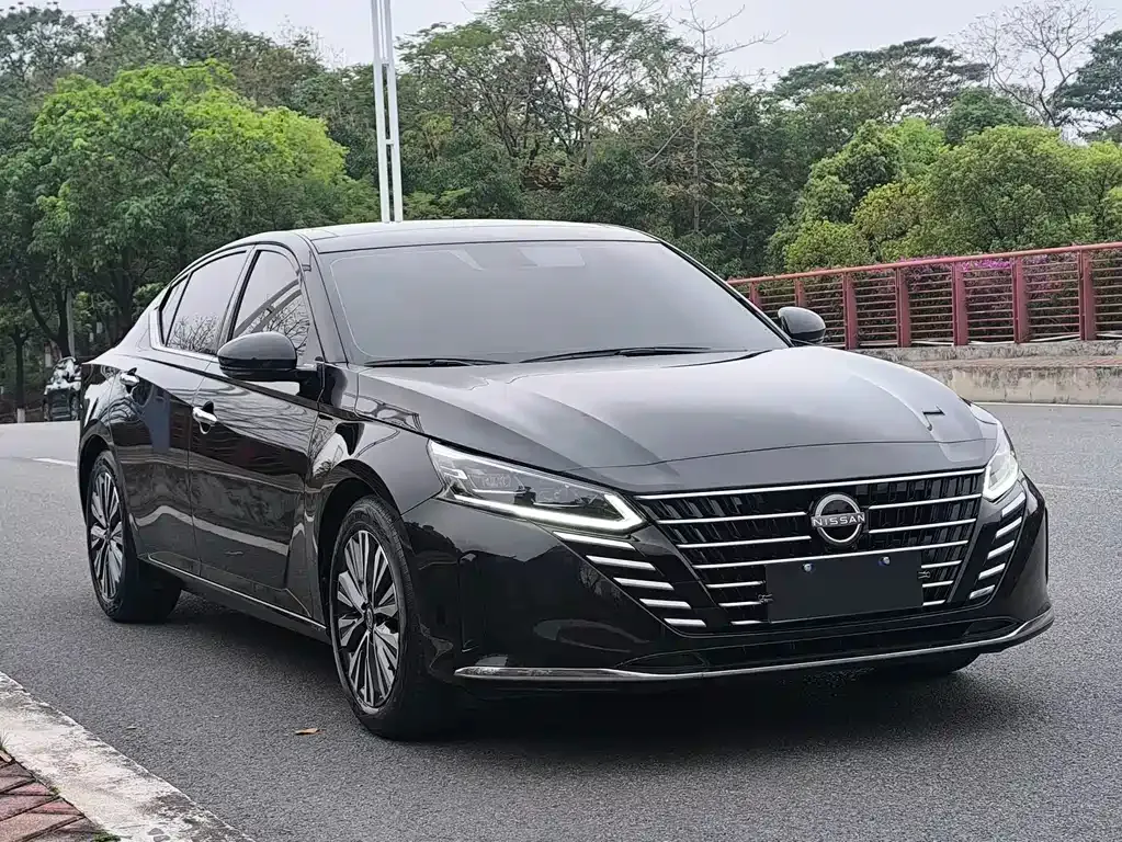 Nissan Teana — фото 5